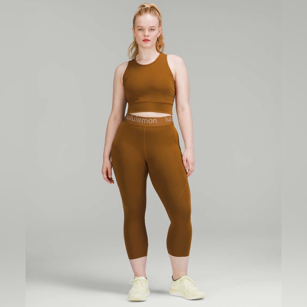 LULULEMON Logo Waistband High-Rise Training Crop 21” Size 6